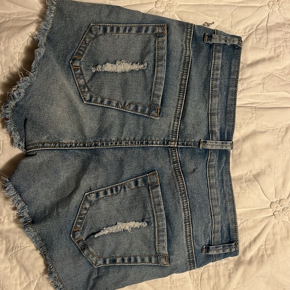 Chiqle Denim Architect Jean Shorts - Picture 3 of 3